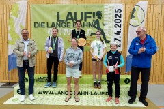 Siegerehrung Lange-Bahn-Lauf 2025